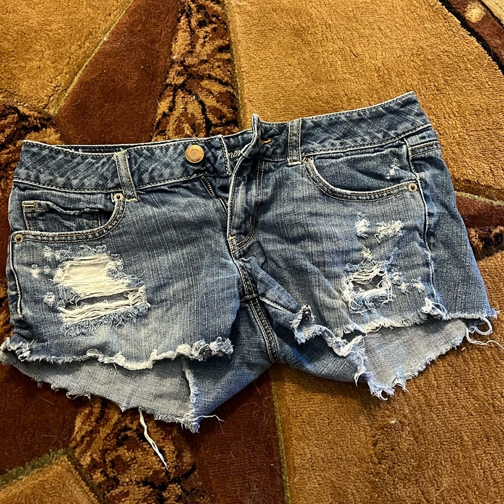 AE shorts
